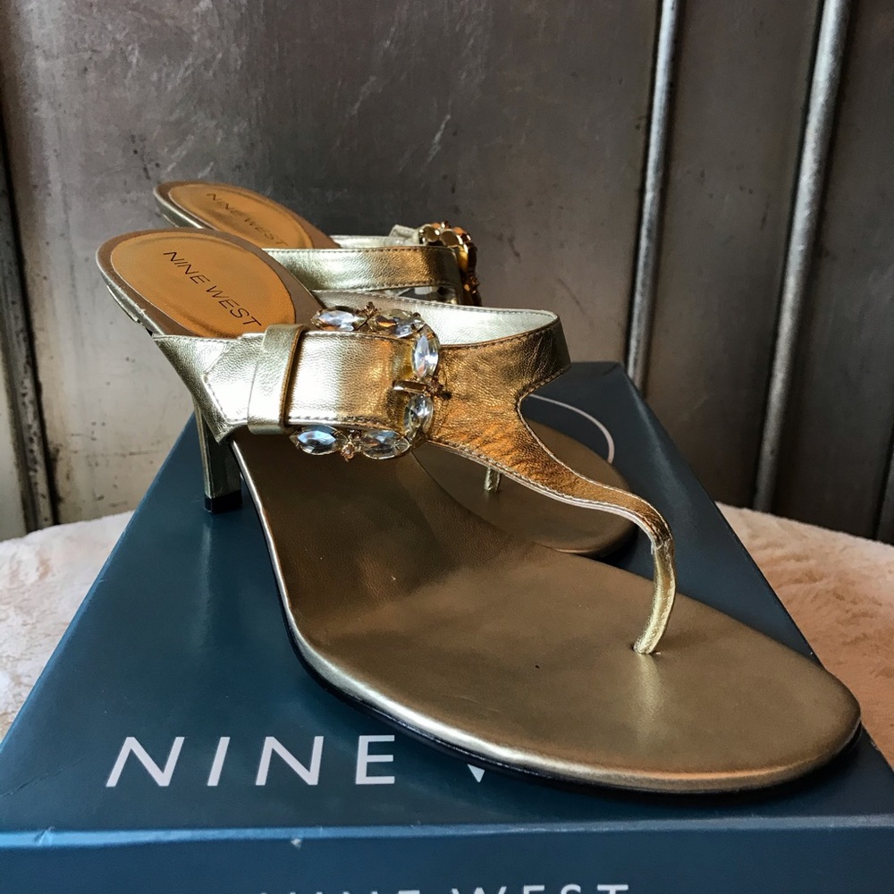 Nine West Gold heel